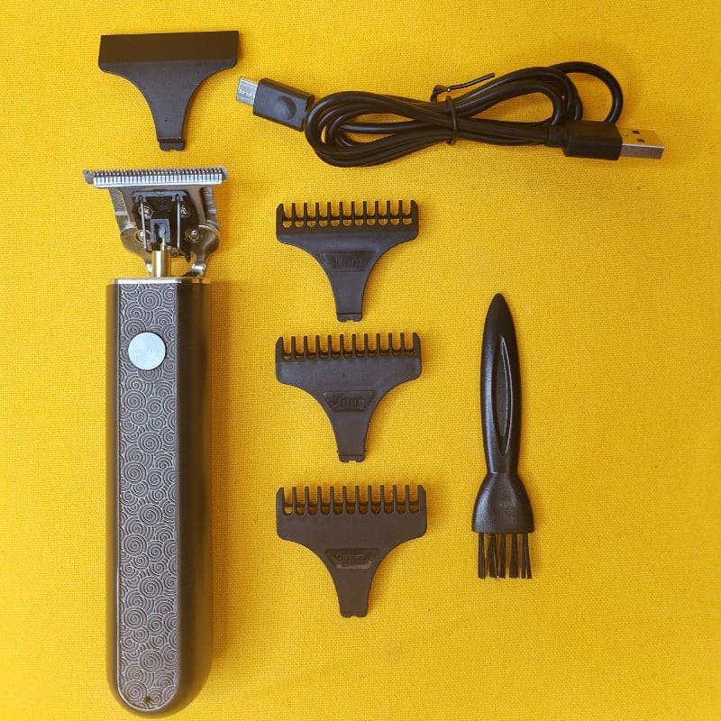 Tondeuse à barbe pro avec ses accessoires