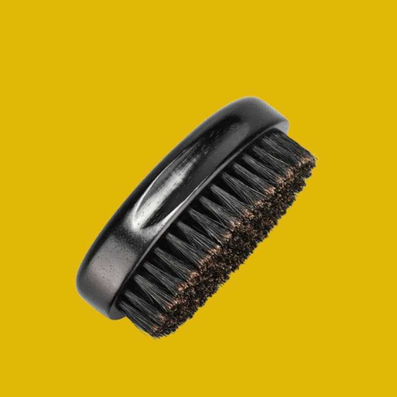 brosse  à barbe  / brosse barbe sanglier