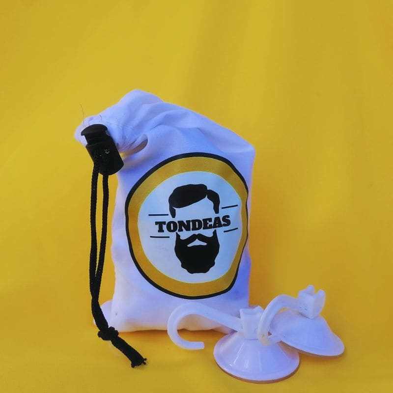 tablier barbe avec ses attaches / bavoir à barbe avec ses attaches